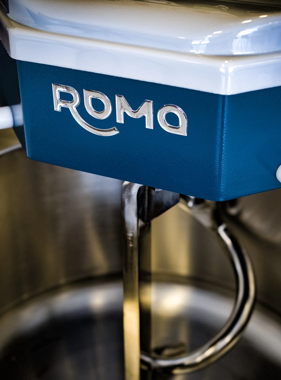 Vue de face du Roma avec spirale et cuve ouverte