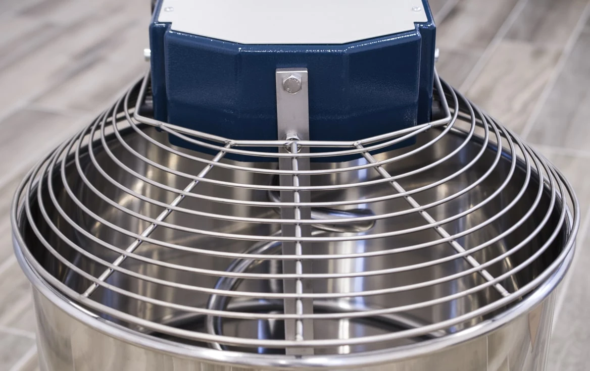Roma série R avec grille de protection et cuve, vue de dessus